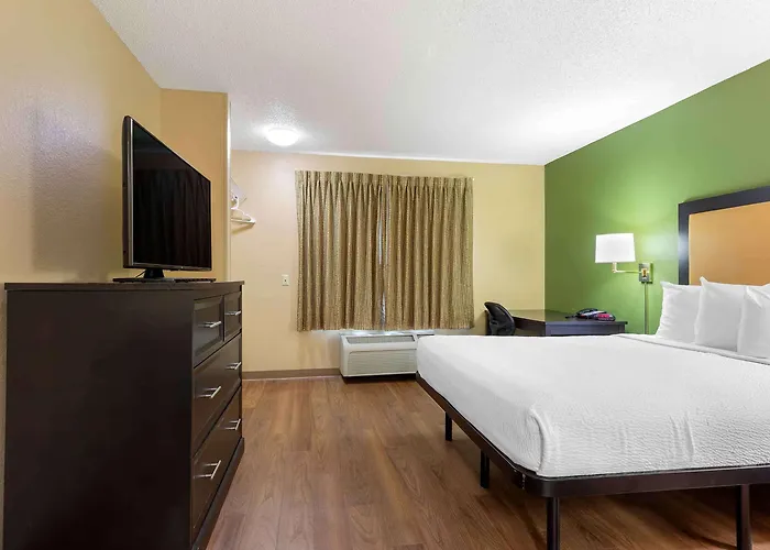 Extended America Select - Austin - - North Round Rock